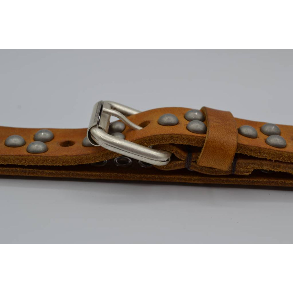 cognac 20mm brede riem met bolstuds