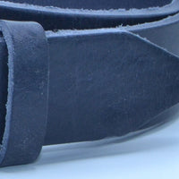 Blauwe 3cm brede riem met gouden gesp. 