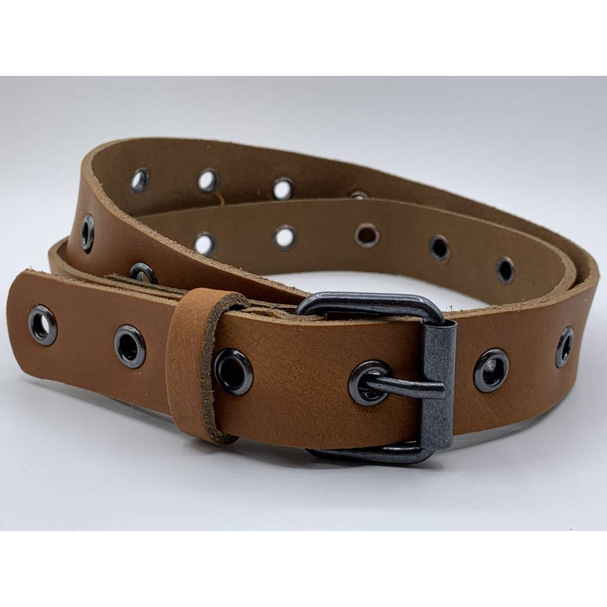 Cognac riem vol met zwarte ringen