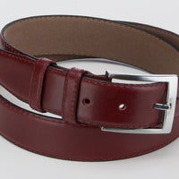Bordeaux rode nette riem. 