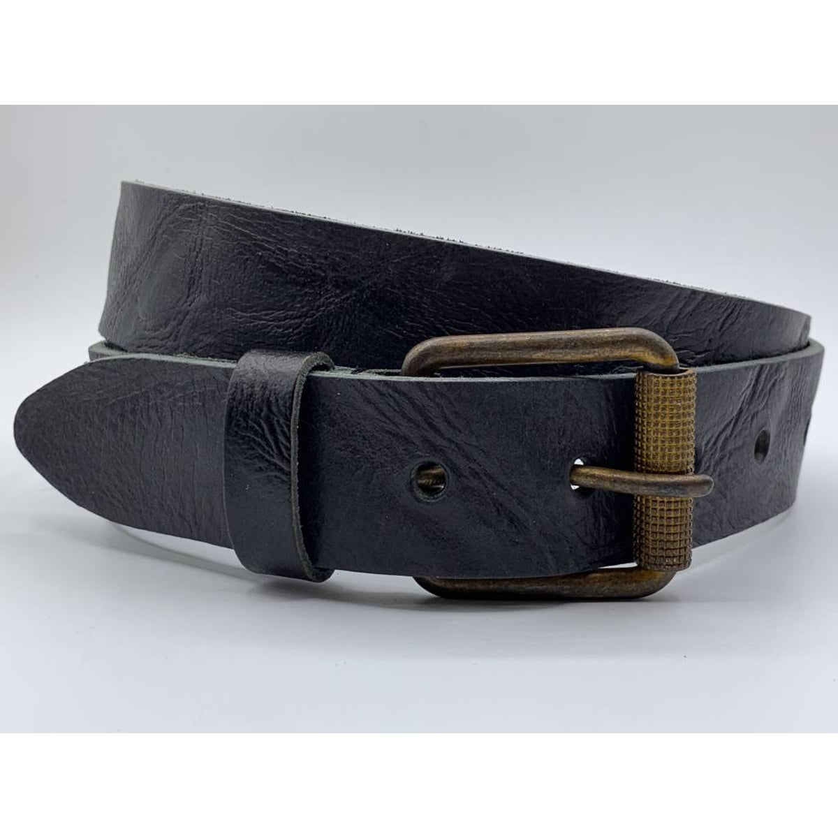 Stoere zwarte riem met gekreukt leer