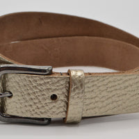 Gouden 3cm brede riem met metallic zwarte gesp.  