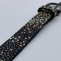 Damesriem van 2cm breed en speelse zwarte roggenprint