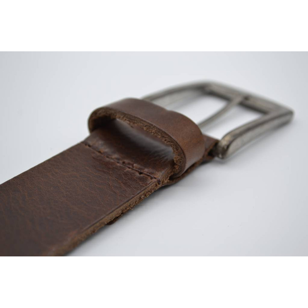 Bruine italiaans volnerf lederen casual riem   