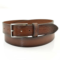 Cognac 3,5 cm brede riem met duidelijke leerstructuur.