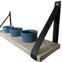 Kruidenrek met blauwe potjes
