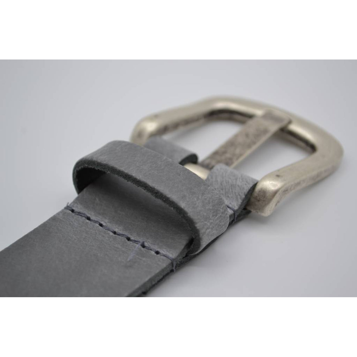 split lederen 40mm licht grijze casual perforatie riem
