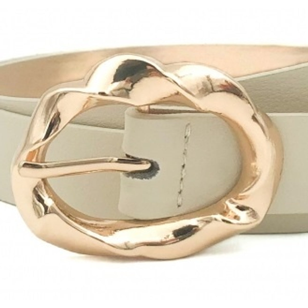 Beige PU vegan leather riem.   