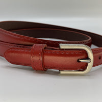 Nette rode 2cm brede damesriem.