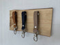 Sleutelplankjes van hout inclusief 3 moderne sleutelhangers van echt leer