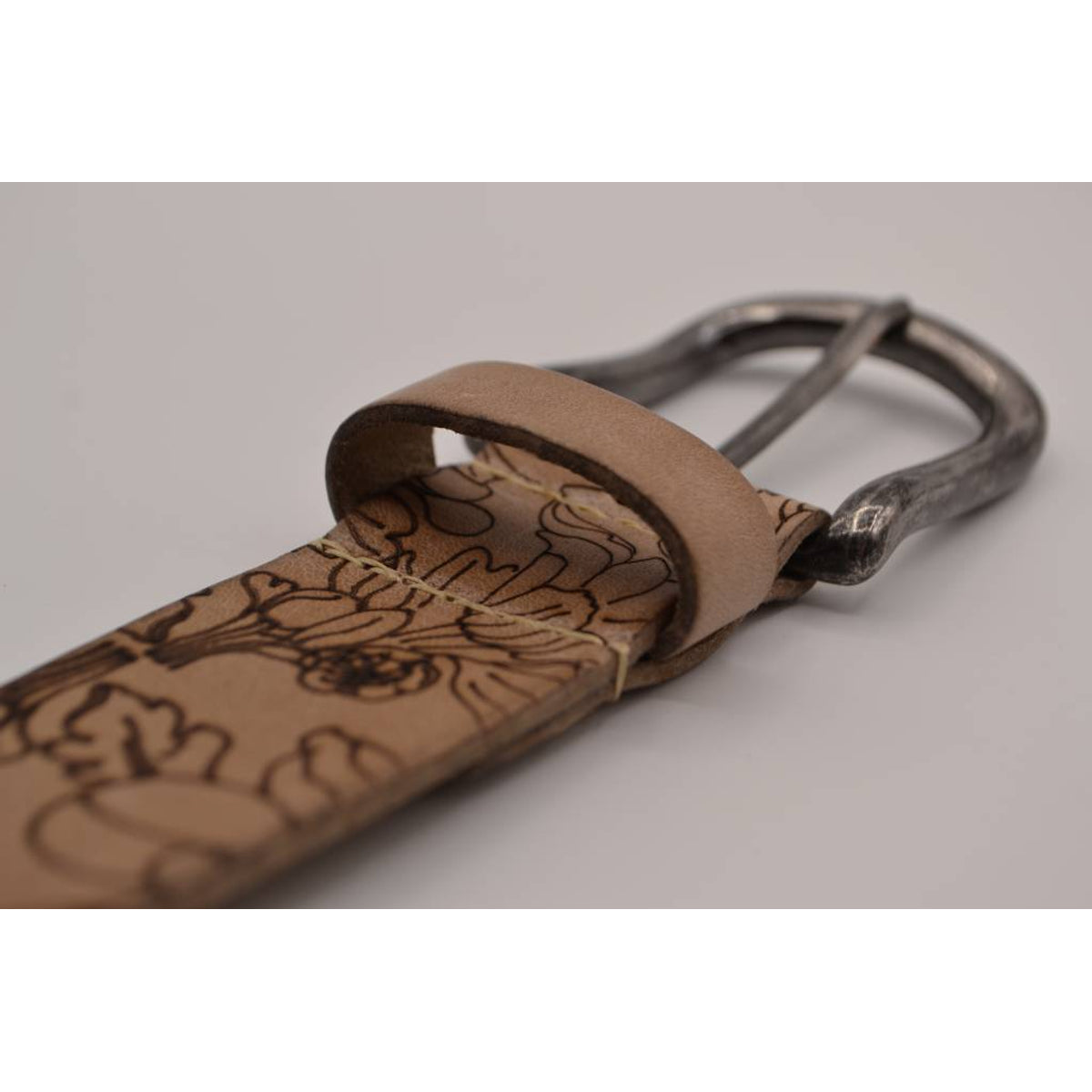 Taupe bloemlaser echt lederen riem 