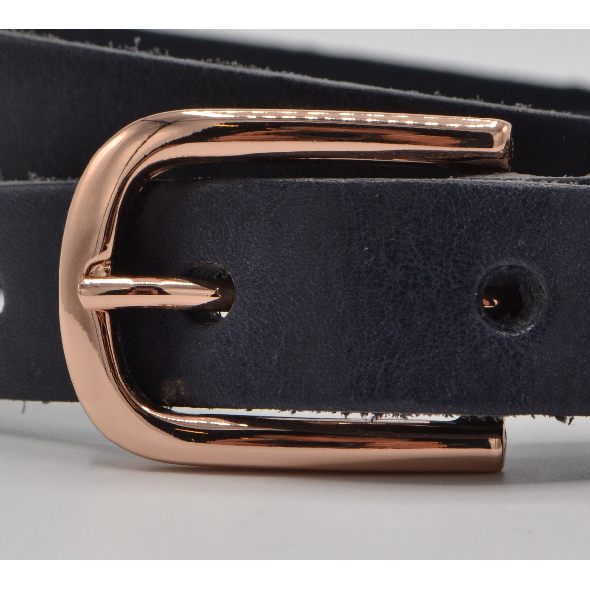 Blauwe 20mm brede riem met rose gouden gesp. 