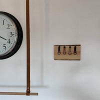 Sleutelplankje inclusief 4 echt lederen sleutelhangers