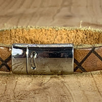 Armband vintage gelaserd met brick print