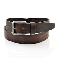 Bruine 3,5 cm brede riem met grove structuur. 