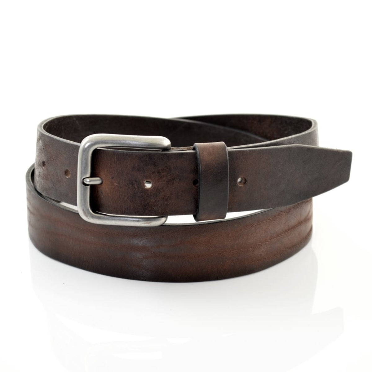 Bruine 3,5 cm brede riem met grove structuur. 