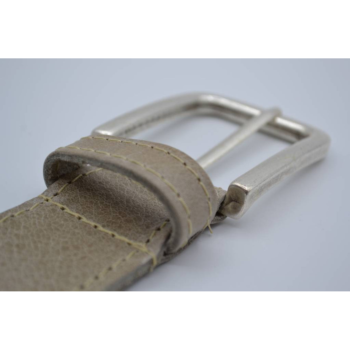 4cm taupe gestikt italiaans volnerf lederen riem