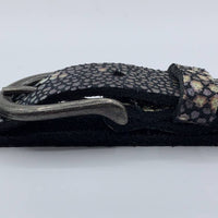 Damesriem van 2cm breed en speelse zwarte roggenprint
