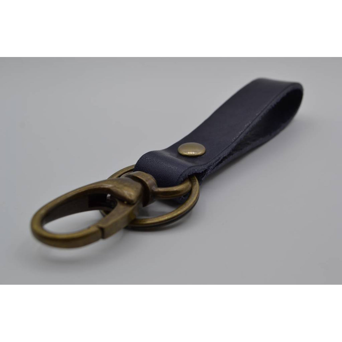 Sleutelhanger Brons met Blauw Leer