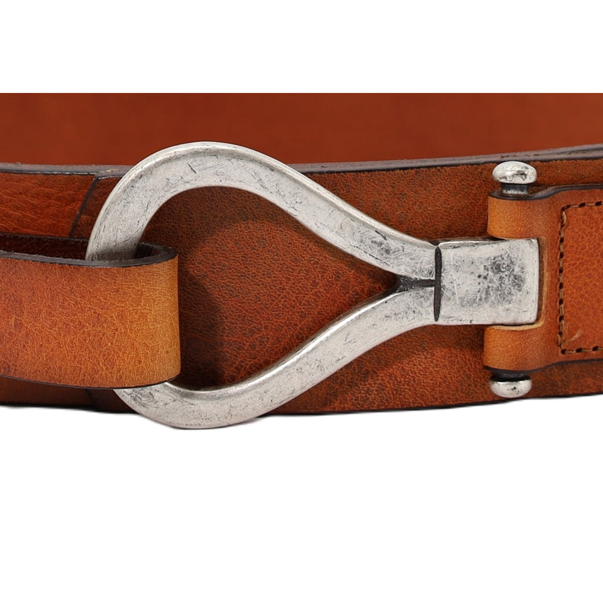 Taille riem cognac 6 cm breed met een speciale gesp. 