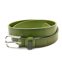 2,5 cm smalle groene Vespa riem met gespoten zijkanten.