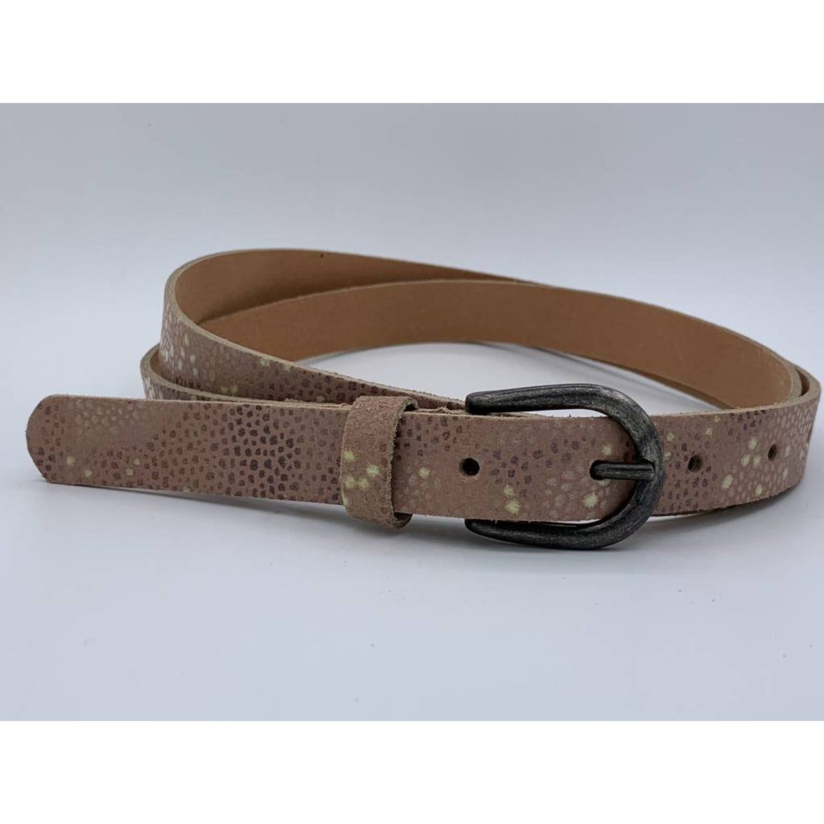 Damesriem van 2cm breed en speelse roze roggenprint 