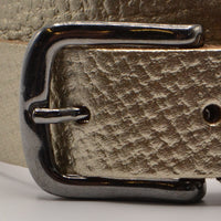 Gouden 3cm brede riem met metallic zwarte gesp.  